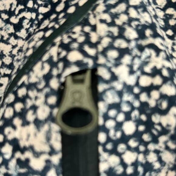 NEW Lululemon Runaway Jacket Pebble Print Parfait Pink Alberta Lake Wmn’s Size 6 - Picture 13 of 13
